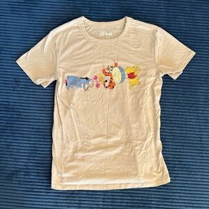 DISNEY winnie the pooh women’s t-shirt short sleeve crewneck